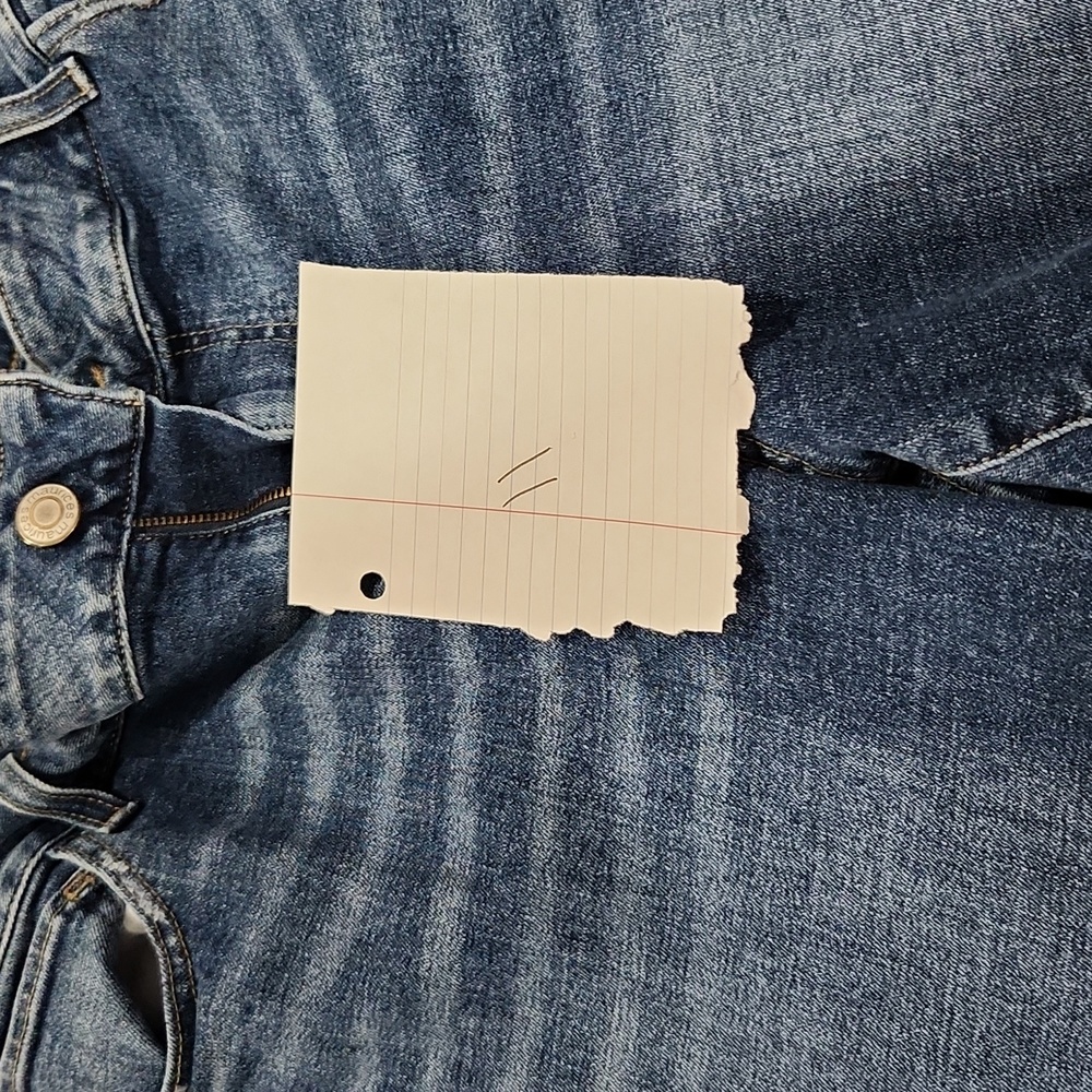 Maurices Sz 16W Mid Rise Crop Jeans